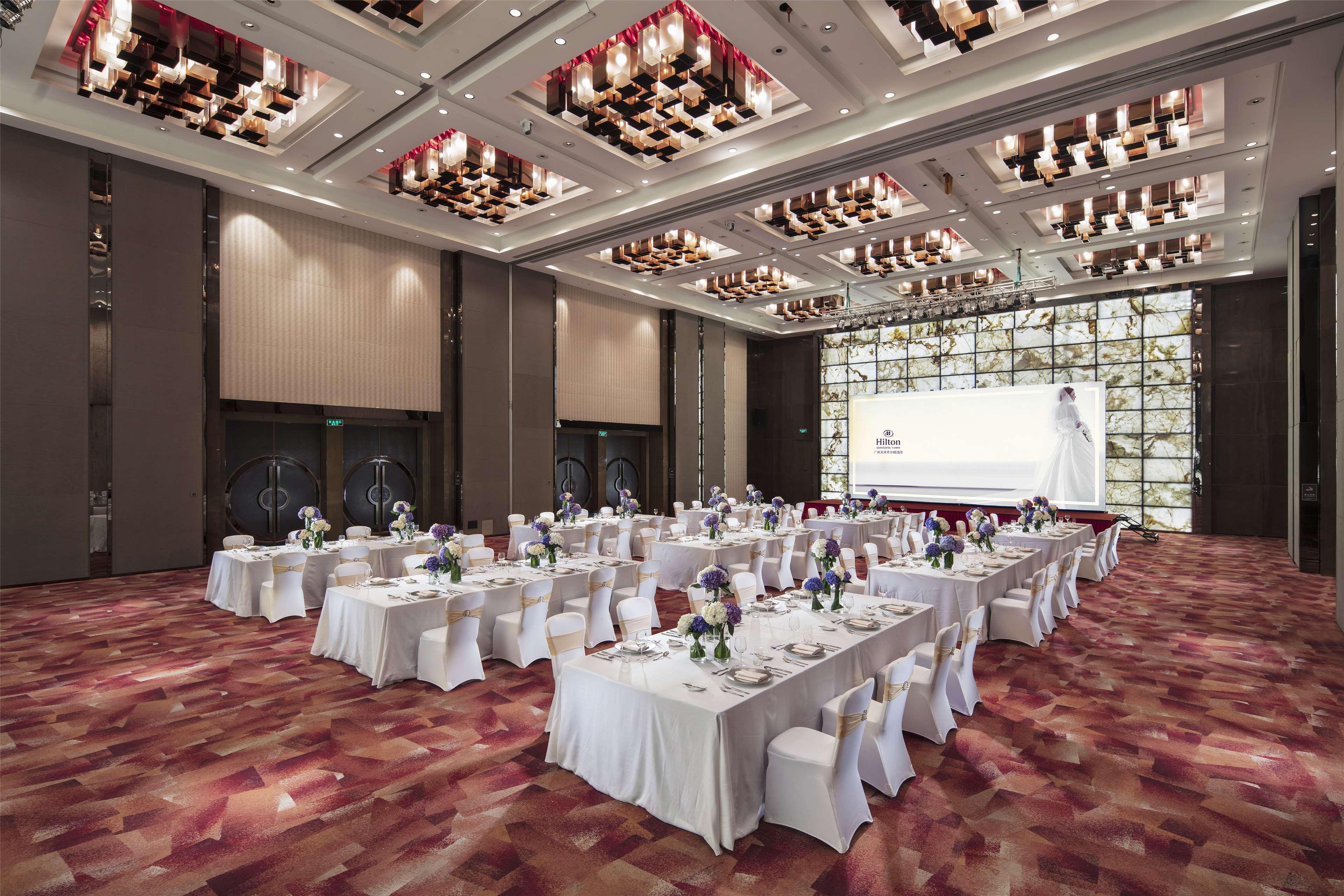Hilton Guangzhou Tianhe - Free Shuttle Bus And Registration Counter Available During Canton Fair Period Exteriér fotografie The Grand Ballroom