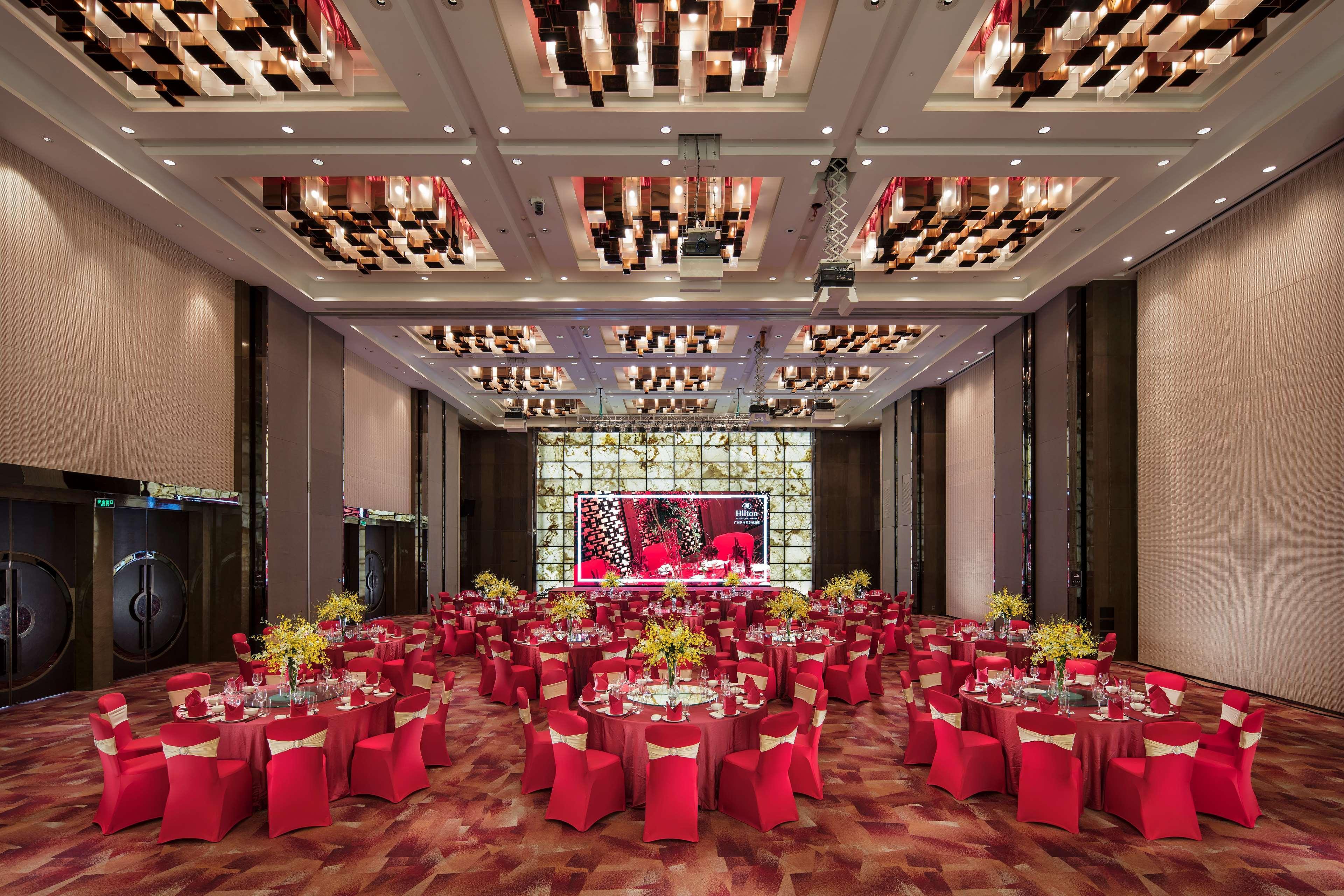 Hilton Guangzhou Tianhe - Free Shuttle Bus And Registration Counter Available During Canton Fair Period Exteriér fotografie The Grand Ballroom