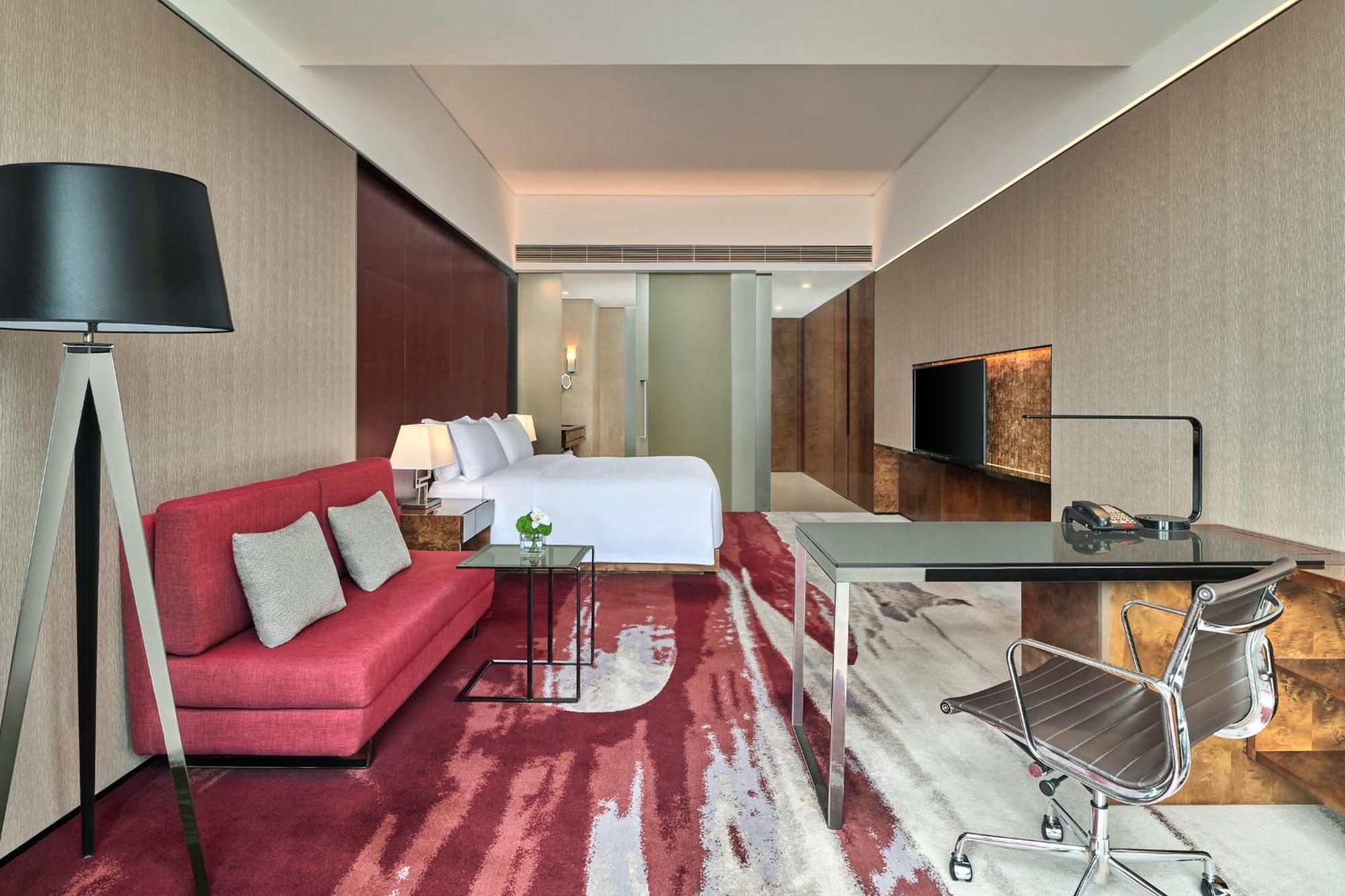 Hilton Guangzhou Tianhe - Free Shuttle Bus And Registration Counter Available During Canton Fair Period Exteriér fotografie Deluxe Room