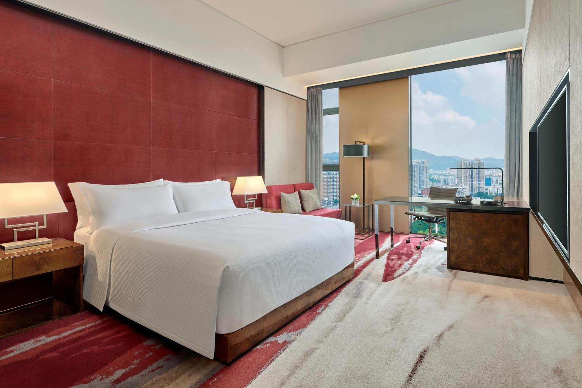 Hilton Guangzhou Tianhe - Free Shuttle Bus And Registration Counter Available During Canton Fair Period Exteriér fotografie Deluxe Room