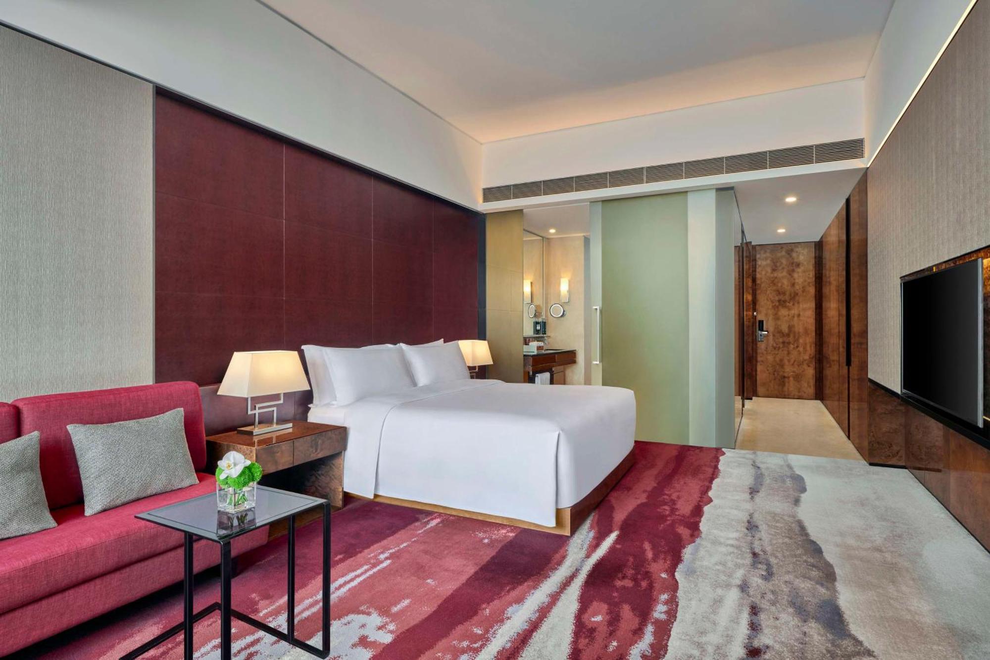 Hilton Guangzhou Tianhe - Free Shuttle Bus And Registration Counter Available During Canton Fair Period Exteriér fotografie