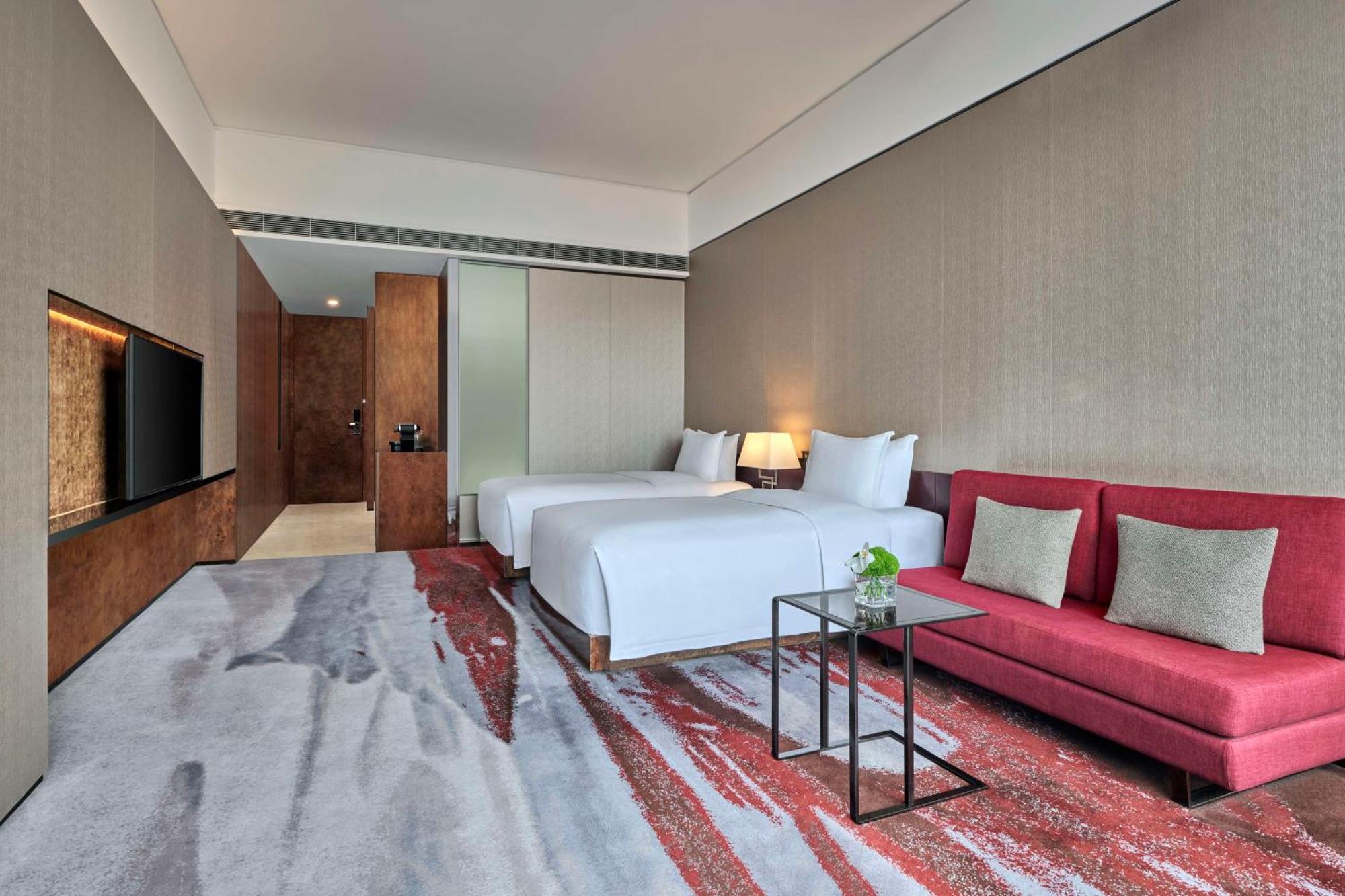 Hilton Guangzhou Tianhe - Free Shuttle Bus And Registration Counter Available During Canton Fair Period Exteriér fotografie